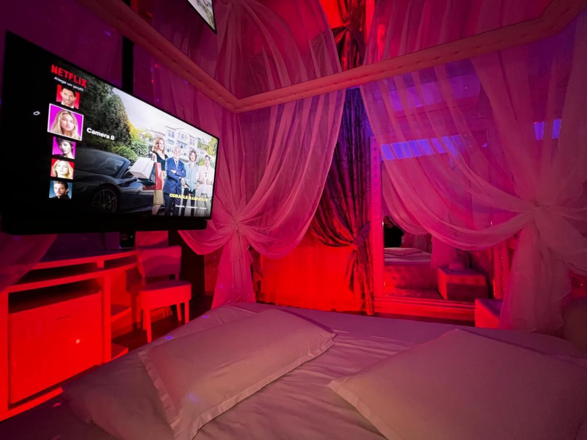 Anadi Hotel Boutique Only Adult Brašov Exteriér fotografie
